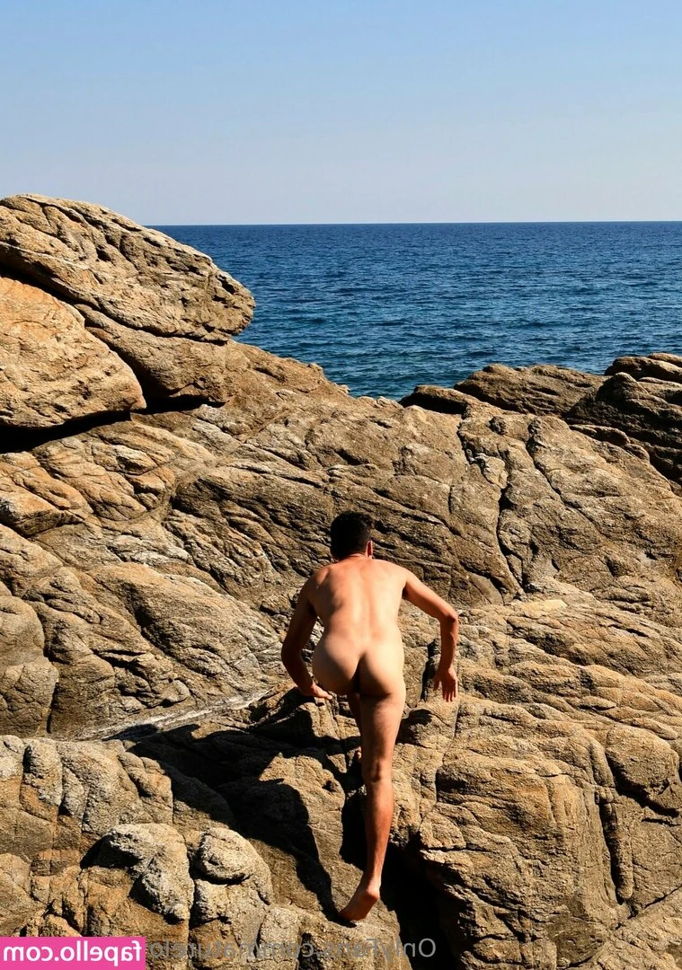 naturelovertravels2 - Women with glasses are the sexiest 😏😍🤫😋