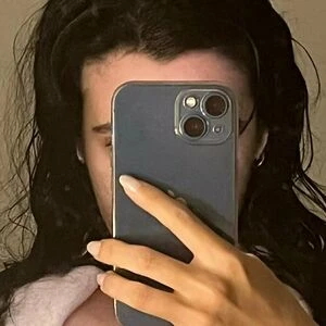 jenellelolitiaa