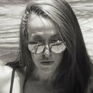 Amelia Wet-Angel