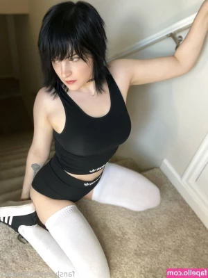 Hiso Neko [ hiso-neko ] - Been a while since i just went full nude part 1