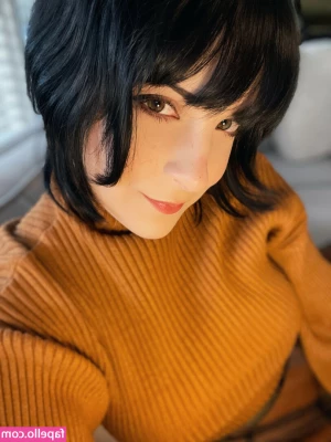 Hiso Neko [ hiso-neko ] - It's hot today bb's ❤️❤️❤️