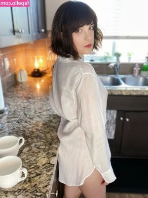 Hiso Neko [ hiso-neko ] - Both holes look really fuckable so I won’t make you choose