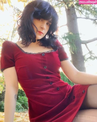 Hiso Neko [ hiso-neko ] - PEEP WHILE I SHOWER!!! 💋💋💋