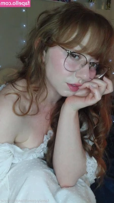 mandyfrizzle - I'm that temptation you can't refuse. 🔥