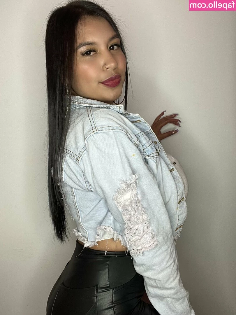abbysophia - New toy got some use tonight 😘  Also the way I had it set up made