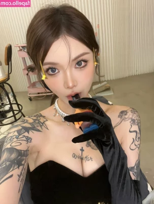 kiligkira - It was EXTREME FEMDOM session time - this is part one of three