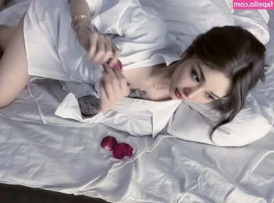 kiligkira - I look like a badass lady
