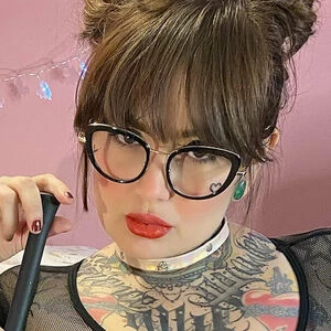 egirlxriley-1