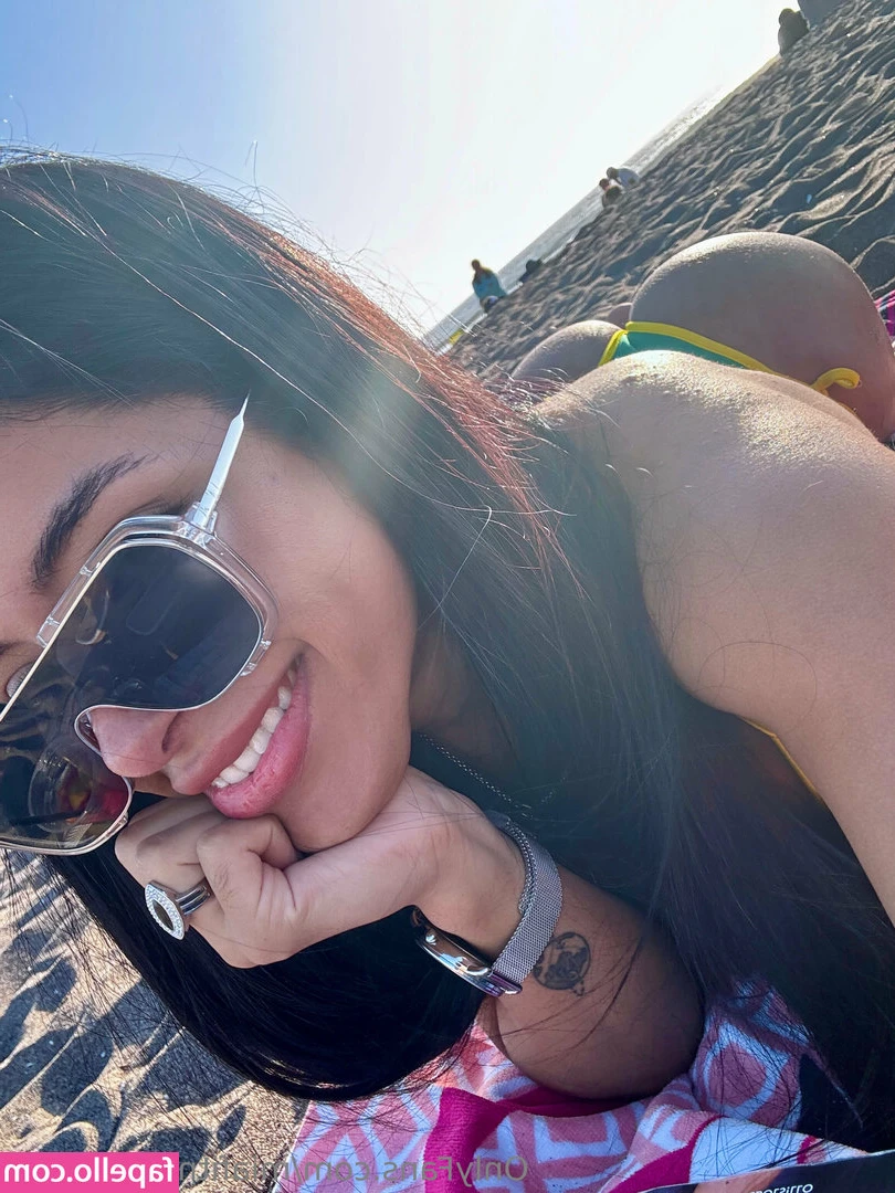 miasweetbabyfit - What’s shakin guys !!! Here is a sneak peek of the new Sexy HOTTT