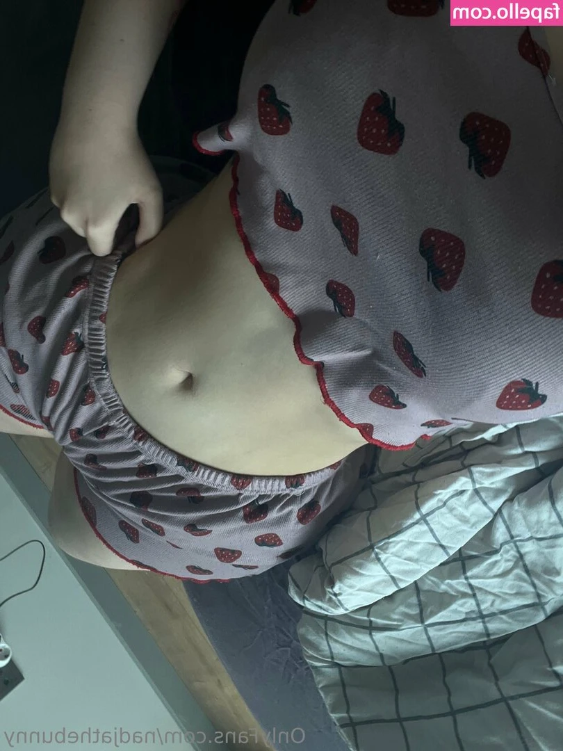 yourfavoritenextdoorgirl - Would you worship me?😏