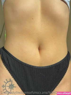honeybellybutton2 - How do you want me Daddy?