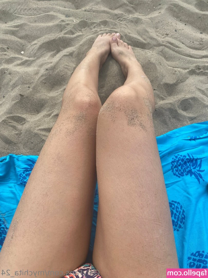 mychita_24 [ mychita-24 ] - Summer is definitely here! Triple digits all week in Vegas with a