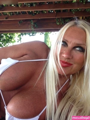 Linda Hogan [ linda-hogan ] - Getting dressed after being naked in the woods