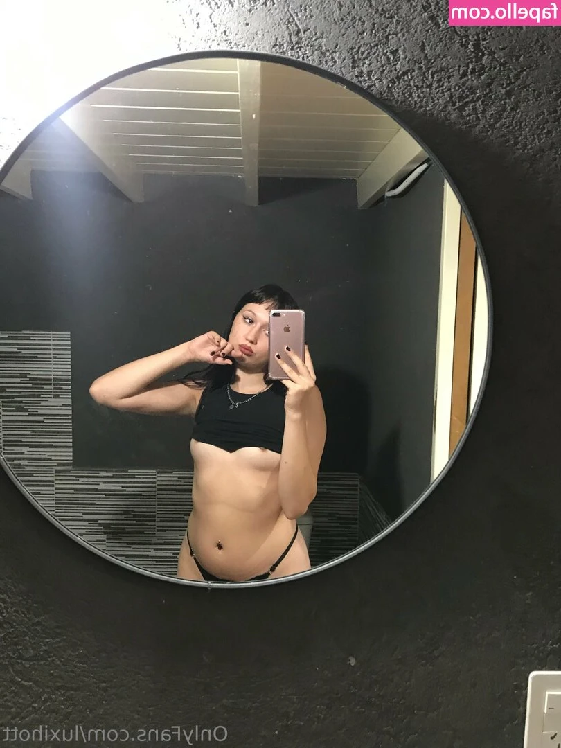 maaarhott - Jerk to my perfect ass