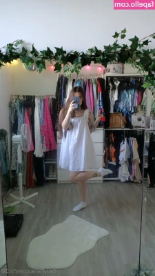 tjc20 - Getting a manicure and pedicure tomorrow for my shoot with