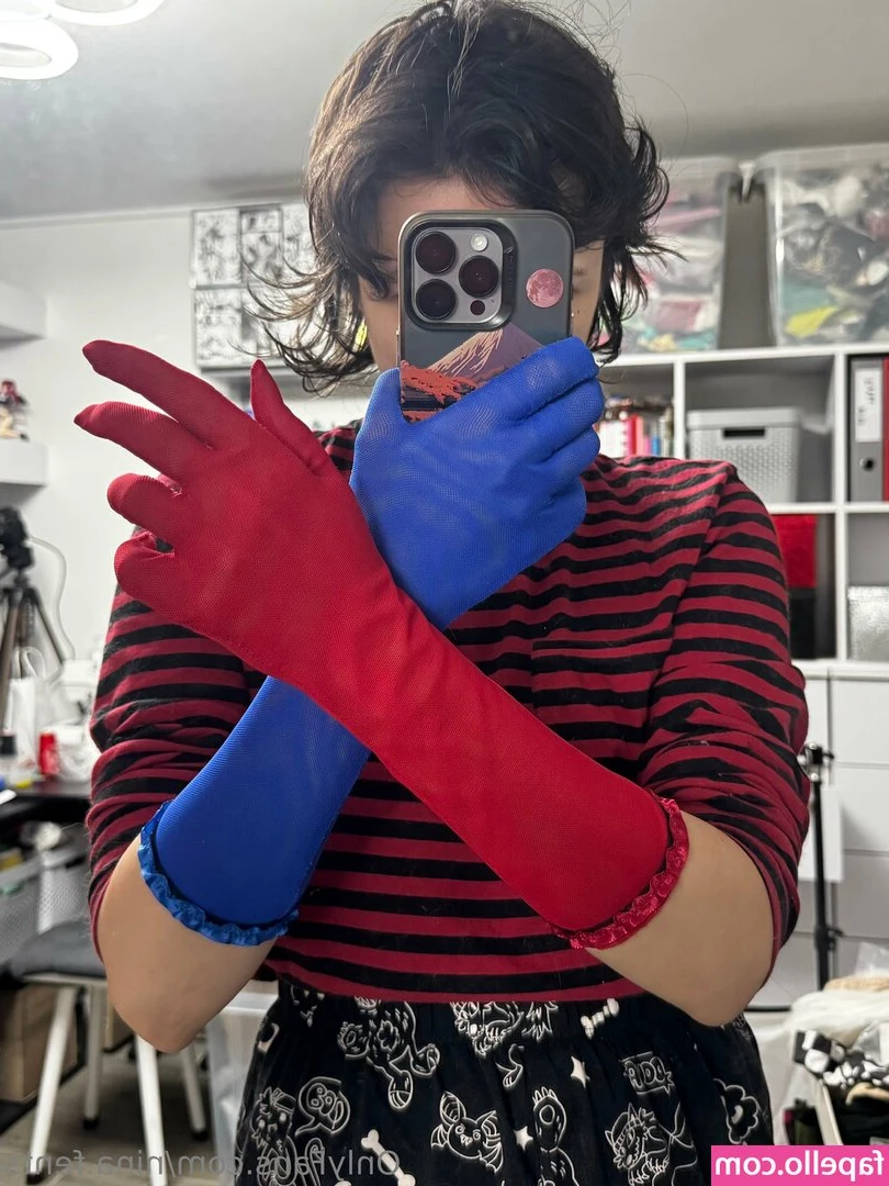 nina.fents [ nina-fents ] - thank u cuties for all the get well wishes<3 i am unfortunately