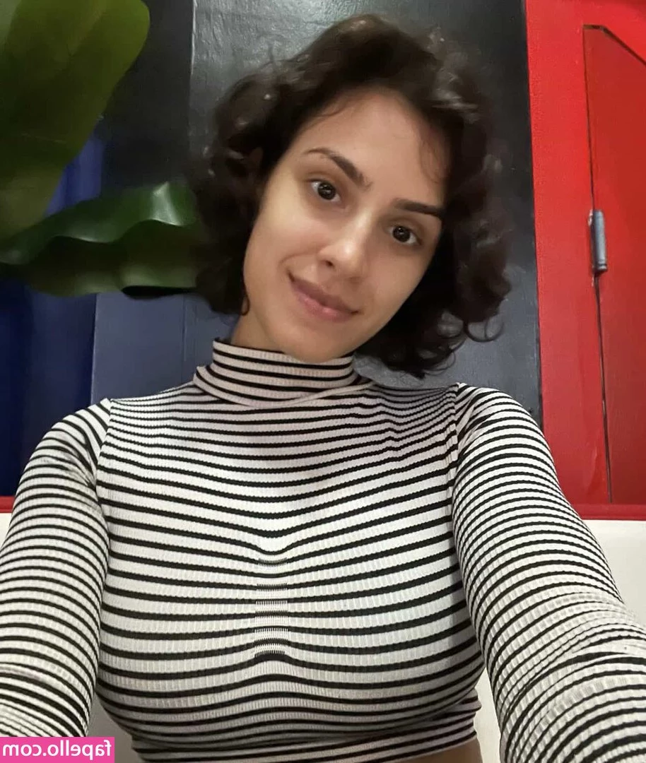 Irma La Dulce [ irma-la-dulce ] - I've just taken some cute bum and pussy pics that I'm going to share