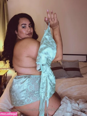 femmemenagerie - missionary and i’m looking like this… you pulling out? 😛✨