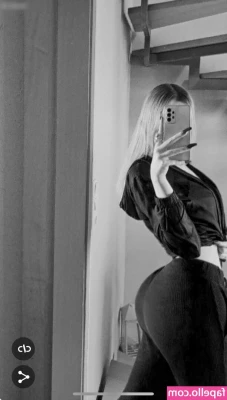 Livia - Lick me right there