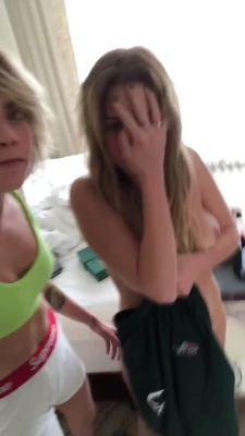  [ ashley-benson ] - Bed booty 😜💗