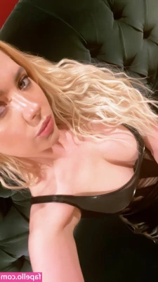 Ashley Benson [ ashley-benson ] - Beeebw harness Is best harness