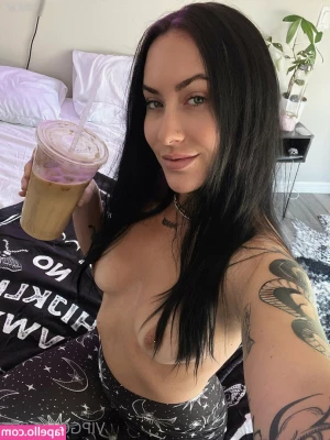 anastasiagoth - Are u able to last more than 5 mins with me? Prove it in DM daddy