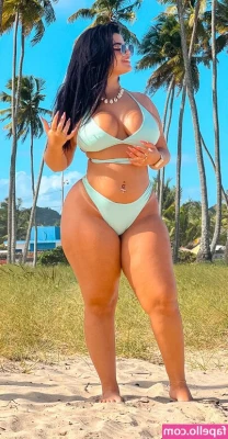 Mirella Maysa [ mirella-maysa ] - Want to grab my boobs? ;)
