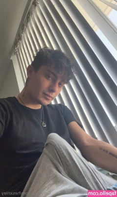 hesxriley [ hesxriley-1 ] - Come worship Mommy 🫦💦