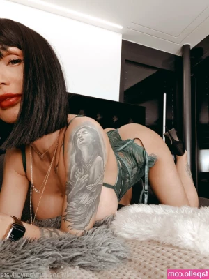 amyprivate - Tykkäätkö mun kynsikkäistä? 😉  ———  Do you like my