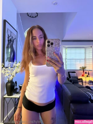 stassiehub - Im alive i swear 😂 thanks for checking on my guys just feeling a