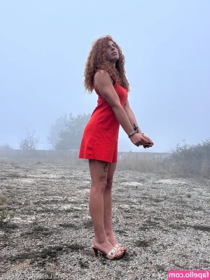 LolaMontez89 - lmaoo it’s cruel but it’s the only way you’ll see me cum