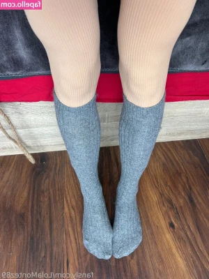 LolaMontez89 - Let's get wet baby...