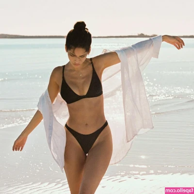 Juliana Herz [ juliana-herz ] - You like cake baby?