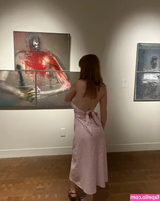 Hannah McCloud [ hannah-mccloud ] - I get all hot and sweaty playing with you guys 😫