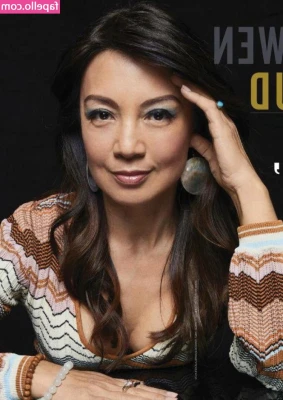 Ming-Na Wen [ ming-na-wen ] - Weak for bikini brats