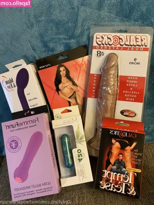 Michelle Anderson [ michelle-anderson ] - Just sent out a very Naughty SQUIRTSHOW VIDEO TO EVERYBODY who had