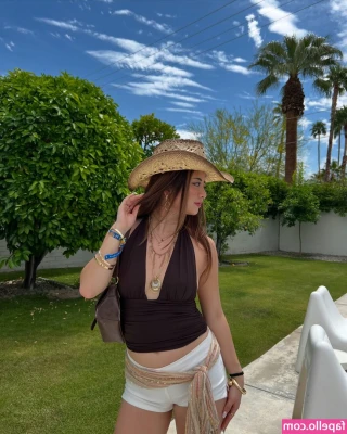 Rachel Huh [ rachel-huh ] - All I can think about is doing filthy things to you. 🥵👅🚨😈