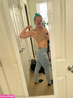 sunnybabe22 - White girl with a big back   Goodnight all   sweet dreams