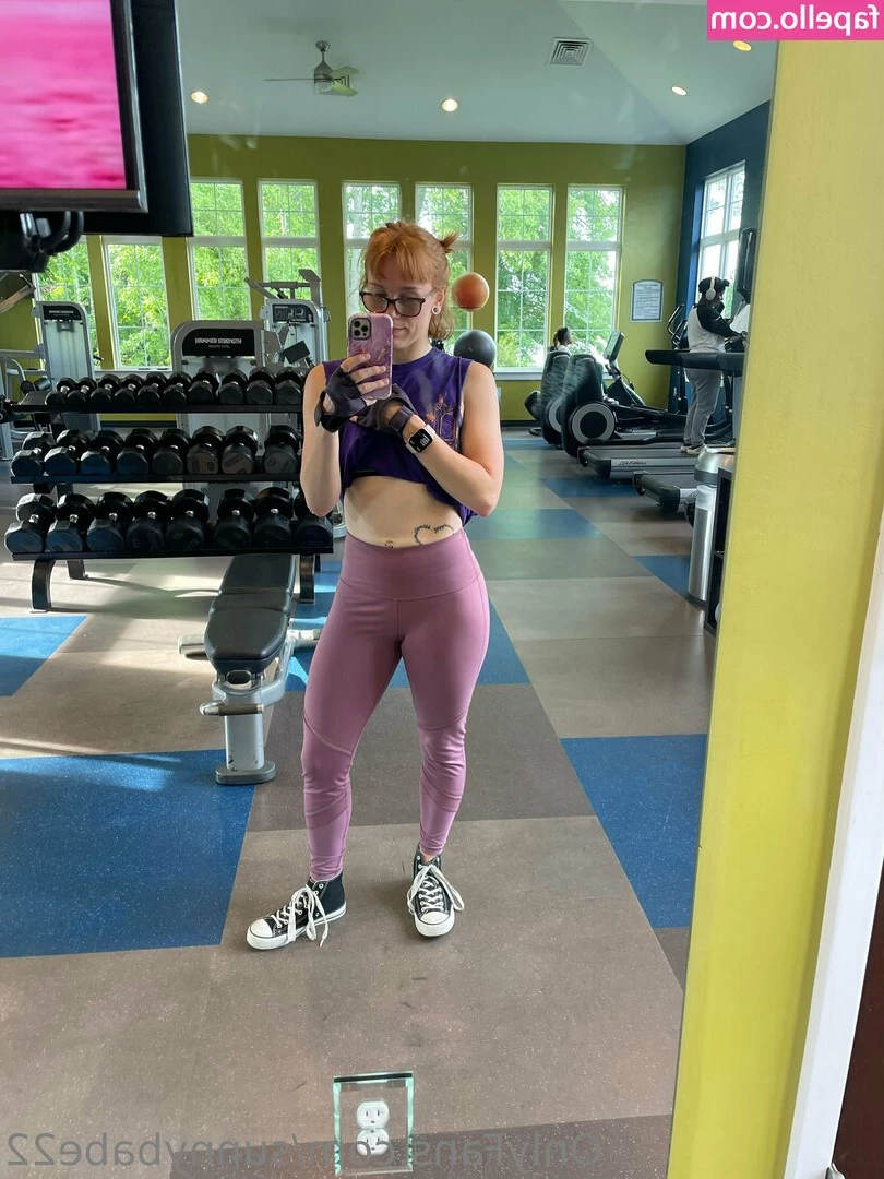 sunnybabe22 - Wanna see me get naughty   in the changing room of a clothing store