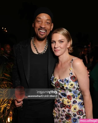 Rhea Seehorn [ rhea-seehorn ] - 5 minutes of solo play   cum watch me use my bad dragon toy and make