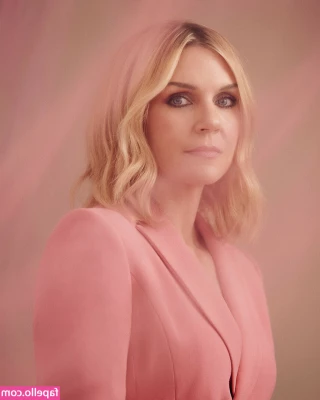 Rhea Seehorn [ rhea-seehorn ] - Who's looking forward to seeing Candice getting railed?  @candybanks
