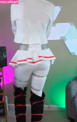 Alyek - Cum all ye naughty.