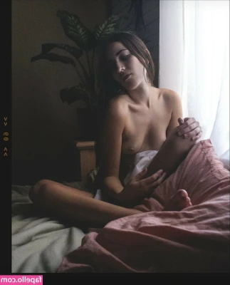 Hanvip - Such a sexy stretch and pussy licking, can you imagine how heavenly