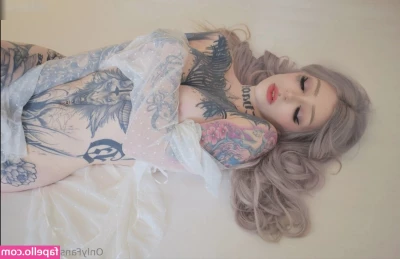 Alienxbaby [ alienxbaby-1 ] - m0rning sluts! who is going to make me shoot my first load ?