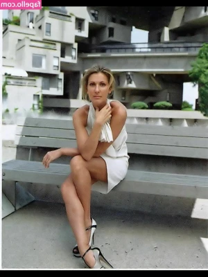 Céline Dion [ celine-dion ] - showing off in my uniform 😘❤️ Editing & posting video