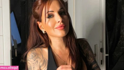 Julia Rühle [ julia-rhle ] - Mama is Hot and Ready for you🔥