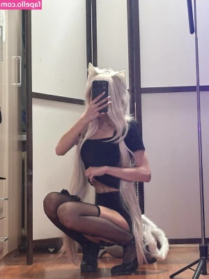mizuzuki47 - Happy Humpday 🍑 Is today your favorite day of the week? 😝