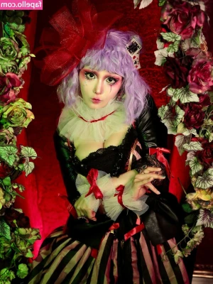 Kaho Shibuya [ kaho-shibuya ] - If you are online write me I don’t know why I can’t see how is