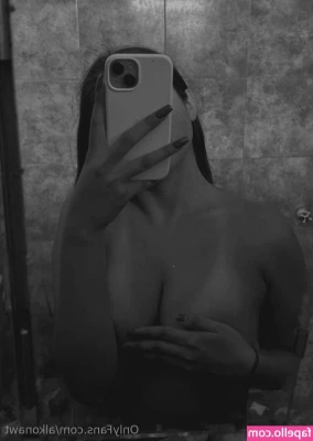 Alkonawt - Put me up against the wall and kiss me 🥰