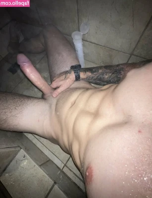 Asaftorres - Know what I'm smirking about?
